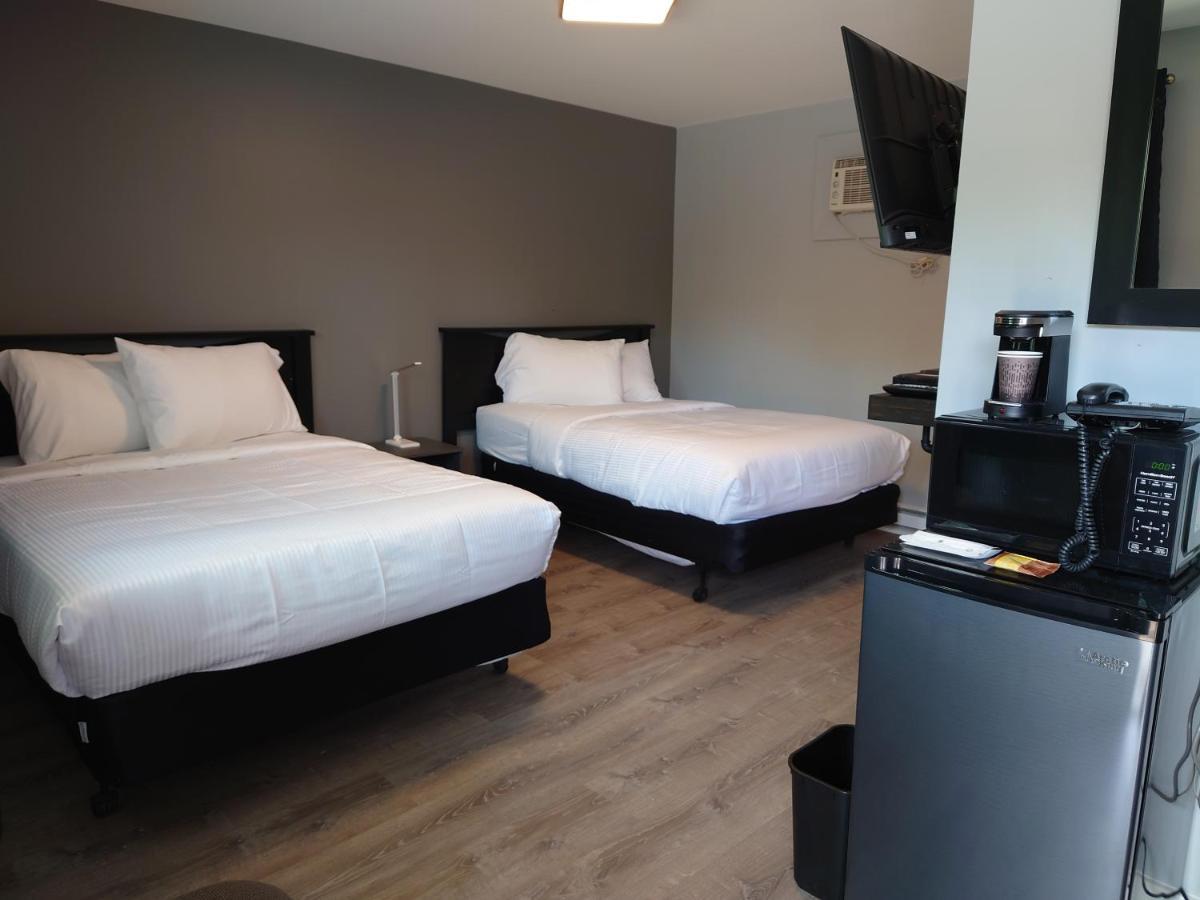 Hotel Traveler's